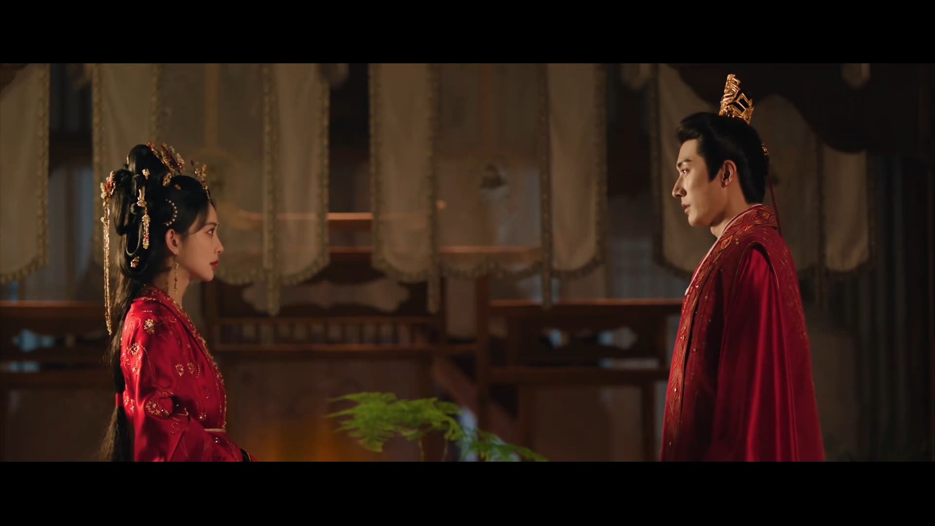 Đào Hoa Ánh Giang Sơn - 297812